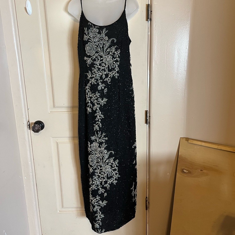 Beautiful formal cocktail long sequin Stenay dress!